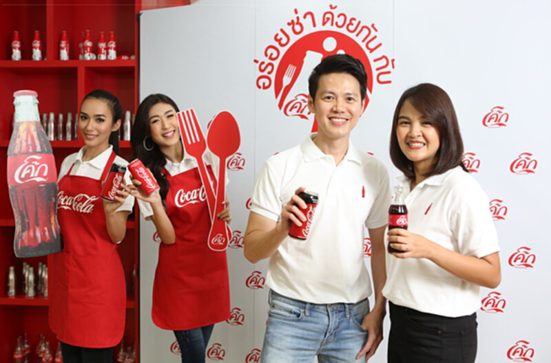 “โค้ก” ทุ่ม 400 ล.รุกตลาดพร้อมขนทัพสตรีทฟู้ดร่วมเทศกาลอาหาร “อร่อยซ่าด้วยกันกับโค้ก” “โค้ก” ทุ่ม 400 ล.รุกตลาดพร้อมขนทัพสตรีทฟู้ดร่วมเทศกาลอาหาร “อร่อยซ่าด้วยกันกับโค้ก”
