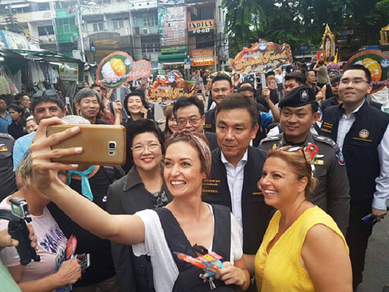ปลัดฯท่องเที่ยวลงพื้นที่ถนนข้าวสาร สร้างความเชื่อมั่น Street Food สะอาด ปลอดภัย ปลัดฯท่องเที่ยวลงพื้นที่ถนนข้าวสาร สร้างความเชื่อมั่น Street Food สะอาด ปลอดภัย