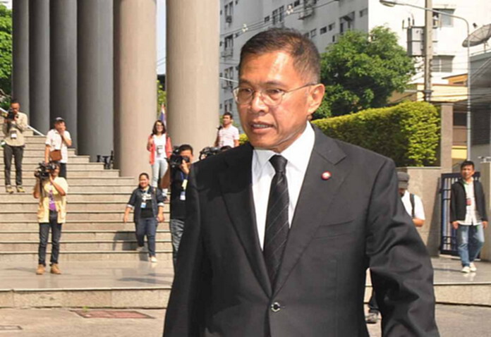 'วัฒนา'ปฎิเสธปลุกม็อบเชียร์ยิ่งลักษณ์ 'วัฒนา'ปฎิเสธปลุกม็อบเชียร์ยิ่งลักษณ์