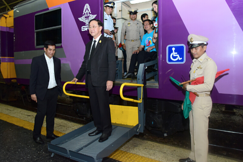 เปิดตัวขบวนรถไฟอารยสถาปัตย์หนุนส่งเสริมมนุษย์ล้อ/ผู้สูงอายุ/ผู้พิการท่องเที่ยว เปิดตัวขบวนรถไฟอารยสถาปัตย์หนุนส่งเสริมมนุษย์ล้อ/ผู้สูงอายุ/ผู้พิการท่องเที่ยว