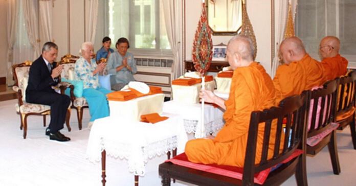 สมเด็จพระนางเจ้าสิริกิติ์ ทรงบำเพ็ญพระราชกุศล เนื่องในโอกาสเฉลิมพระชนมพรรษา สมเด็จพระนางเจ้าสิริกิติ์ ทรงบำเพ็ญพระราชกุศล เนื่องในโอกาสเฉลิมพระชนมพรรษา