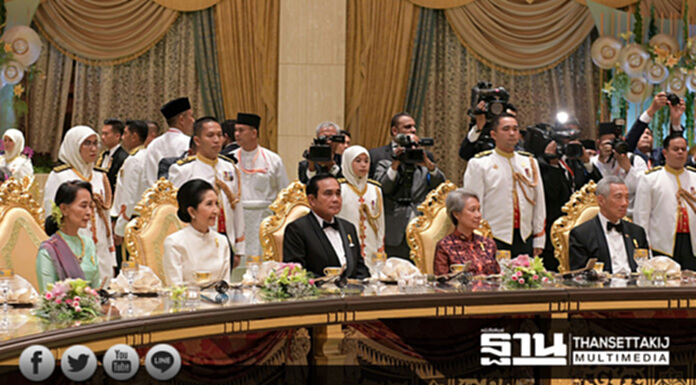 สมเด็จพระราชาธิบดีแห่งบรูไน พระราชทานเลี้ยงอาหารค่ำ สมเด็จพระราชาธิบดีแห่งบรูไน พระราชทานเลี้ยงอาหารค่ำ