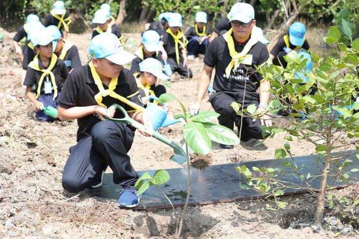 ‘พระองค์เจ้าทีปังกรฯ’ ทรงนำจิตอาสาปลูกป่า-ศึกษาธรรมชาติ ‘พระองค์เจ้าทีปังกรฯ’ ทรงนำจิตอาสาปลูกป่า-ศึกษาธรรมชาติ