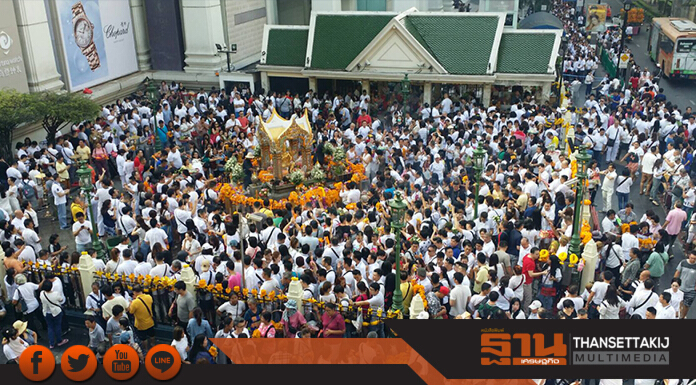 ทัวร์จีนแห่ร่วมฉลองงานวันสถาปนาก่อสร้างศาลพระพรหมเอราวัณครบ 61 ปี