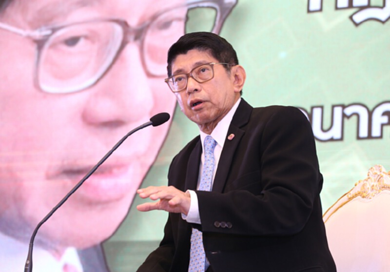 "วิษณุ""เตรียมรายงานผลหารือ กกต.ใหม่ให้นายกฯ22 ส.ค.นี้ "วิษณุ""เตรียมรายงานผลหารือ กกต.ใหม่ให้นายกฯ22 ส.ค.นี้