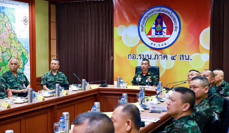 "บิ๊กแดง"ย้ำใช้ศูนย์ดำรงธรรมฟังปัญหา มุ่งขจัดยาเสพติด-อาวุธสงคราม "บิ๊กแดง"ย้ำใช้ศูนย์ดำรงธรรมฟังปัญหา มุ่งขจัดยาเสพติด-อาวุธสงคราม