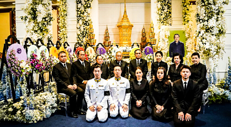 'พล.อ.ประยุทธ์' เป็นประธานพิธีสวดพระอภิธรรม "เจ้าสัววิชัย" 'พล.อ.ประยุทธ์' เป็นประธานพิธีสวดพระอภิธรรม "เจ้าสัววิชัย"