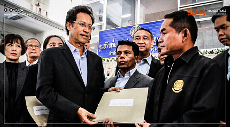 อดีต ส.ส.ใต้ ปชป. ร้อง "บิ๊กตู่" แก้ปัญหาราคายาง-ปาล์ม อดีต ส.ส.ใต้ ปชป. ร้อง "บิ๊กตู่" แก้ปัญหาราคายาง-ปาล์ม