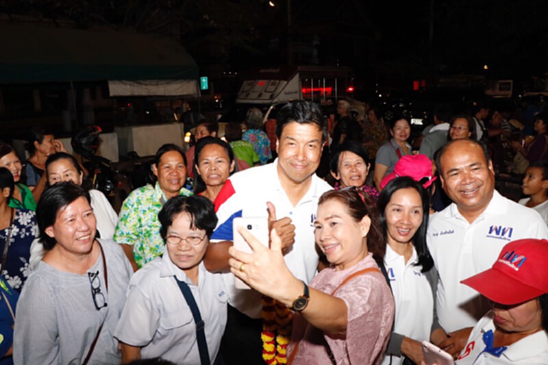 'ชัชชาติ' โชว์กึ๋น "มีนบุรีโมเดล" - "หญิงหน่อย" สไกด์จากแดนอีสานอาสาล้างหนี้ "เป๋าตุง" 'ชัชชาติ' โชว์กึ๋น "มีนบุรีโมเดล" - "หญิงหน่อย" สไกด์จากแดนอีสานอาสาล้างหนี้ "เป๋าตุง"
