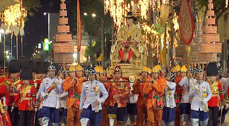 พระบาทสมเด็จพระเจ้าอยู่หัวเสด็จพระราชดำเนินวัดราชบพิธฯและวัดพระเชตุพนฯ พระบาทสมเด็จพระเจ้าอยู่หัวเสด็จพระราชดำเนินวัดราชบพิธฯและวัดพระเชตุพนฯ