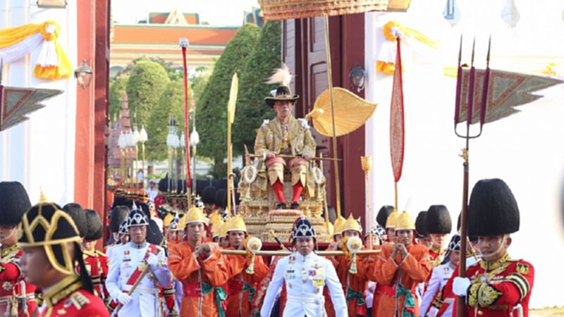 ประมวลภาพประวัติศาสตร์ พระบาทสมเด็จพระเจ้าอยู่หัว เสด็จฯเลียบพระนคร ประมวลภาพประวัติศาสตร์ พระบาทสมเด็จพระเจ้าอยู่หัว เสด็จฯเลียบพระนคร