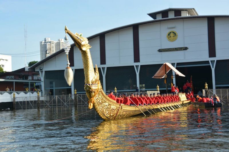 ประกาศวันซ้อมใหญ่-เชิญเรือพระที่นั่งลงน้ำในขบวนพยุหยาตราทางชลมารคก่อนพิธีจริง  24 ต.ค.นี้