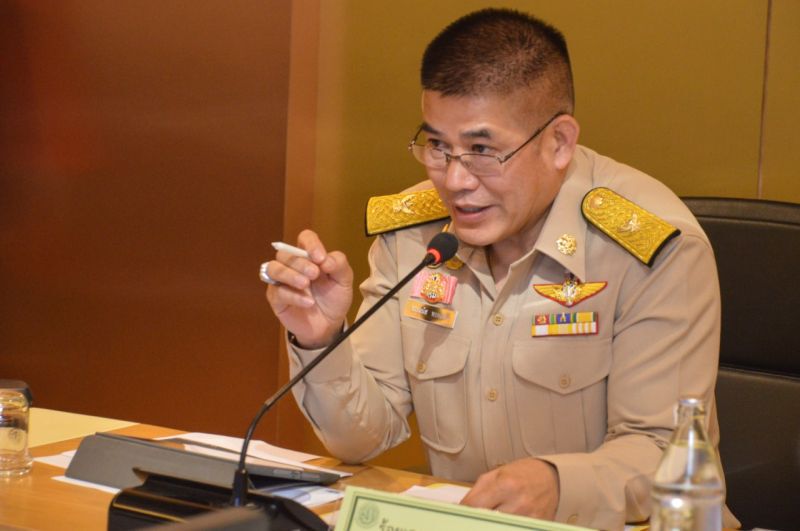 เร่งเยียวยาแจกเมล็ดพันธุ์ข้าวเจ้าหมื่นตัน พักชำระหนี้ ธ.ก.ส. 3 ปี
