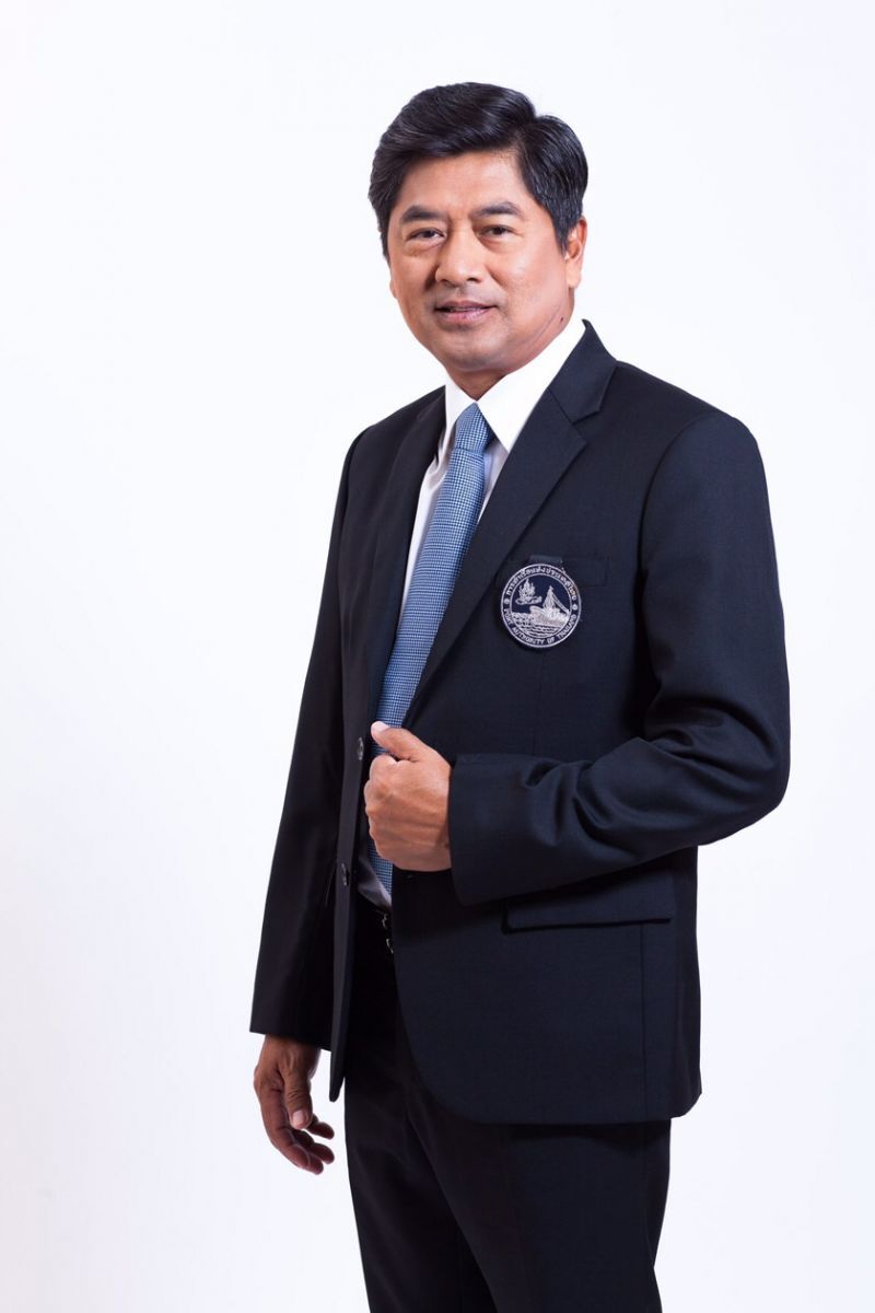 ลุยปรับปรุงพื้นถนนในการท่าเรือเสริมการขนส่งสินค้า