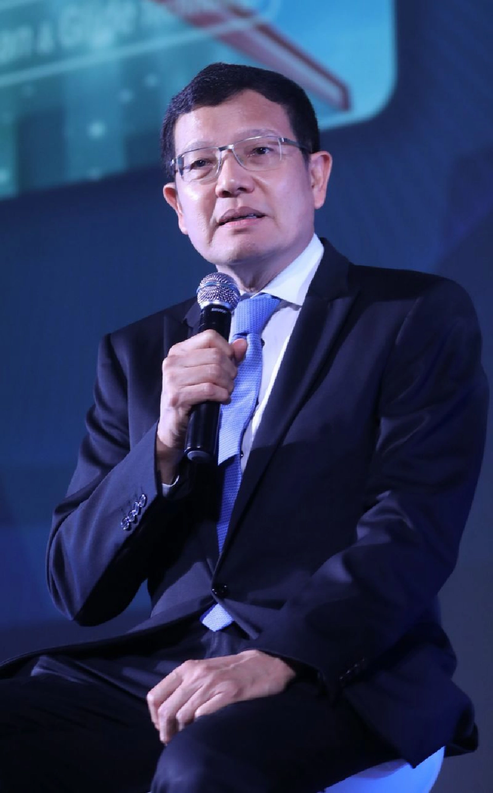 BBLรับศก.ชะลอรูดปรื๊ดโตไม่ถึงฝัน12%