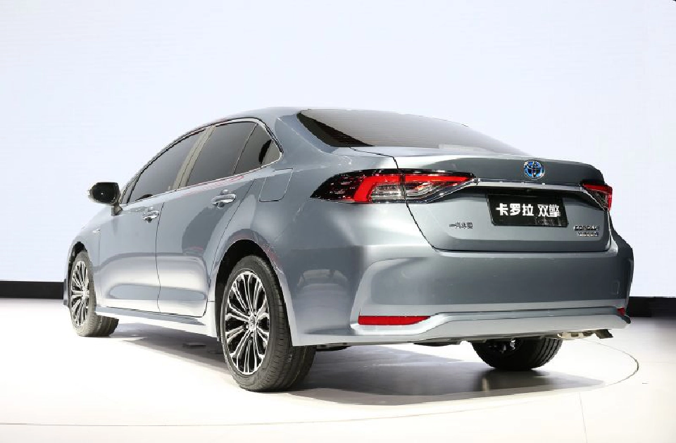 โตโยต้ารับจอง “อัลติส โฉมใหม่” รุ่นไฮบริดเริ่มต้นไม่เกิน1ล้านบาท