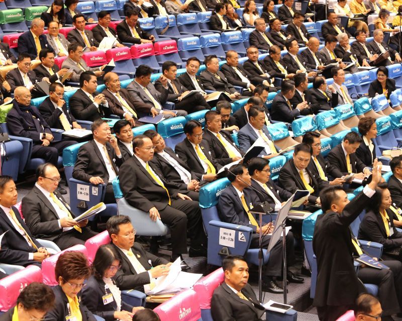 “วันนอร์”ไม่เชื่อมั่น“บิ๊กตู่”พาประเทศสู่ประชาธิปไตยได้ 