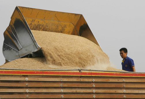 นายกฯโรงสีเคลียร์ปมร้อนหลังตกเป็นเหยื่อในสภา