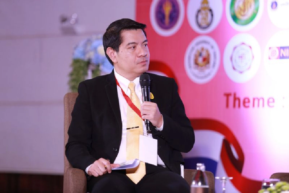 หวั่น Line เร่งตักตวง ชี้คนเริ่มเบื่อหน่าย