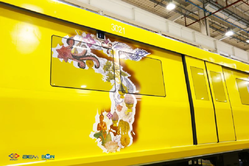 “MRT” จัดทำรถไฟฟ้าขบวนพิเศษ เฉลิมพระเกียรติในหลวง