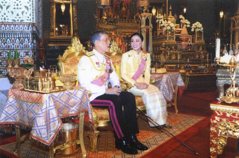 'ในหลวง' เสด็จในการพระราชพิธี เฉลิมพระชนมพรรษา