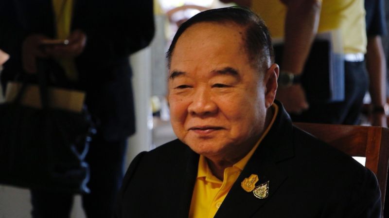 “บิ๊กป้อม”คุมตำรวจ ปัดตอบดูสมช.-ข่าวกรอง