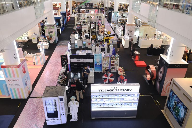 โรบินสัน อัดบิ๊กอีเวนต์  ดันยอดกลุ่มเครื่องสำอาง