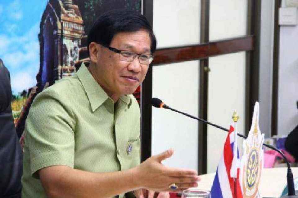 ประยูร รัตนเสนีย์ 