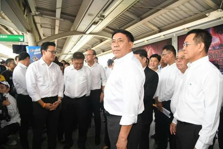  อัศวินตรวจความพร้อมสถานีห้าแยกลาดพร้าวก่อนทดลองวิ่ง9ส.ค.นี้ 
