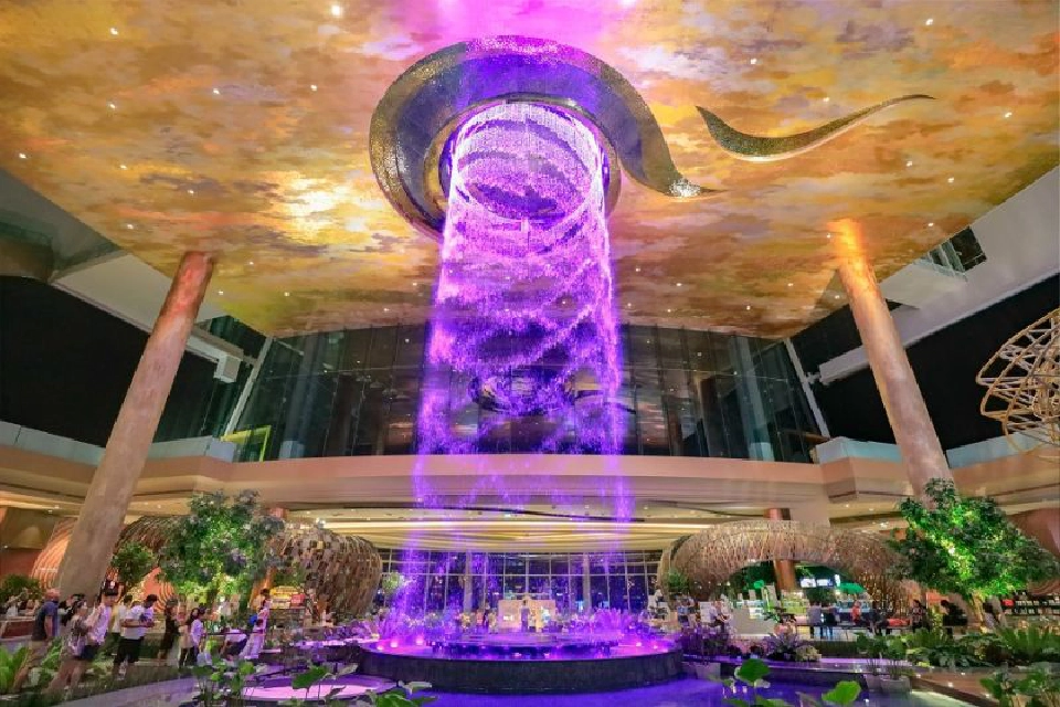  ไปมาหรือยัง?  “อลังการ”   ฟู้ด เดสติเนชั่น @ICONSIAM