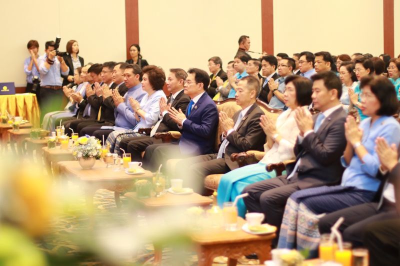จุรินทร์ เดินหน้าผลักดันพาณิยช์4.0 เน้นวางรากฐานระบบเศรษฐกิจ