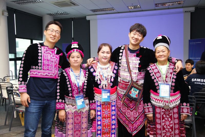 ซัมซุง ผลักดันศักยภาพหญิงชนเผ่า ส่งต่อภูมิปัญญาชาวบ้าน สร้างเสริมรายได้