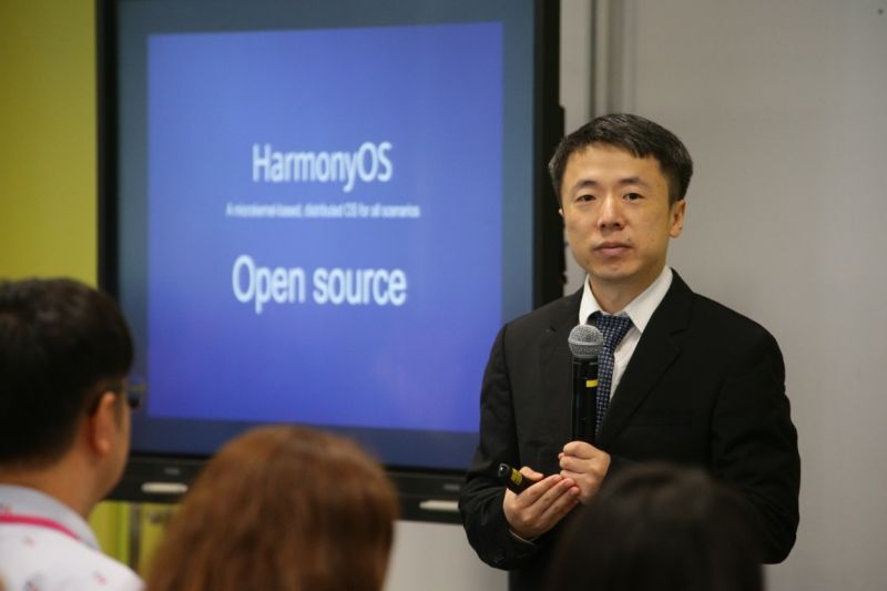 หัวเว่ย โชว์ศักยภาพซอฟต์แวร์ EMUI10-HarmonyOS