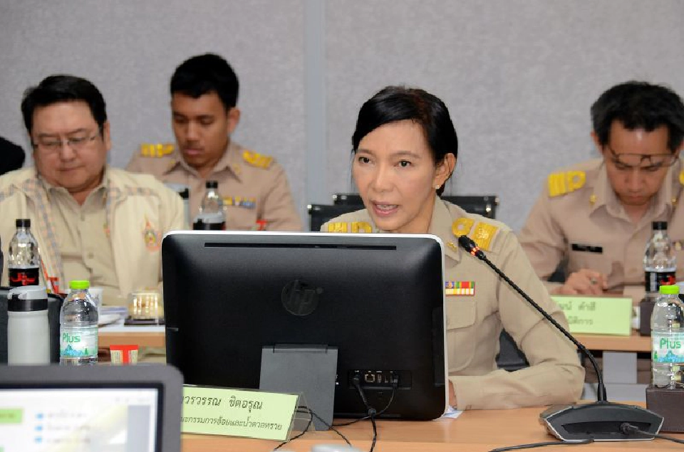 “สุริยะ”สั่งสอน.ดูแนวทางช่วยเหลือราคาอ้อย