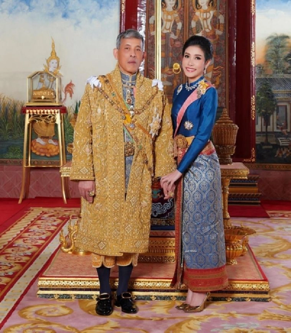 ภาพพระราชทาน“พระเจ้าอยู่หัว-เจ้าคุณพระสินีนาฏ” 