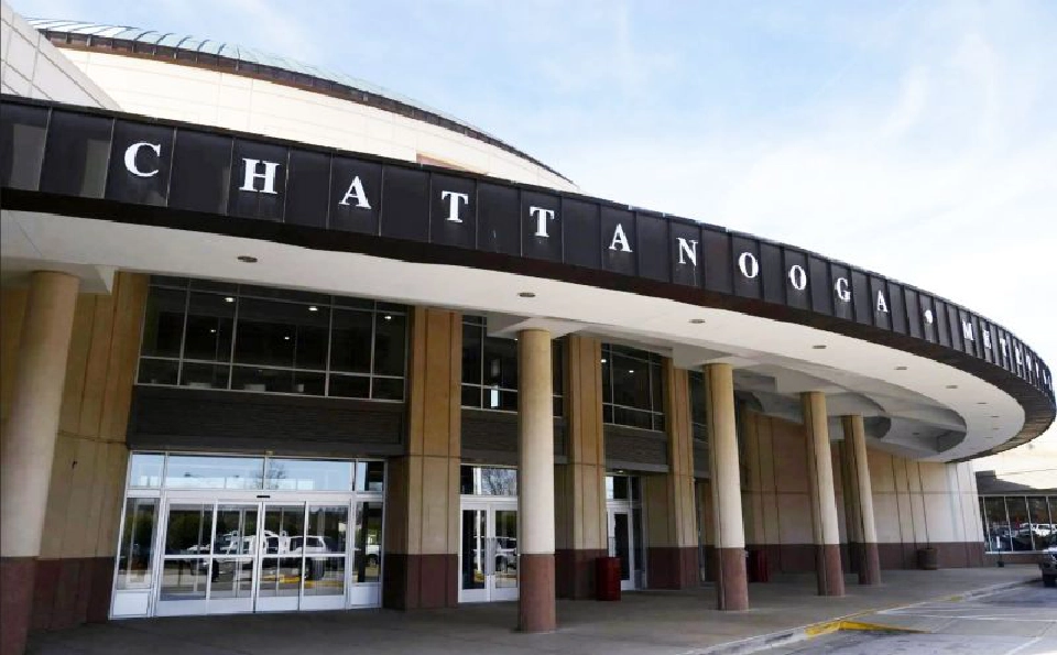 ‘ชัตตานูก้า’ สนามบินแห่งแรกในสหรัฐฯที่ใช้พลังงานแสงอาทิตย์ 100%