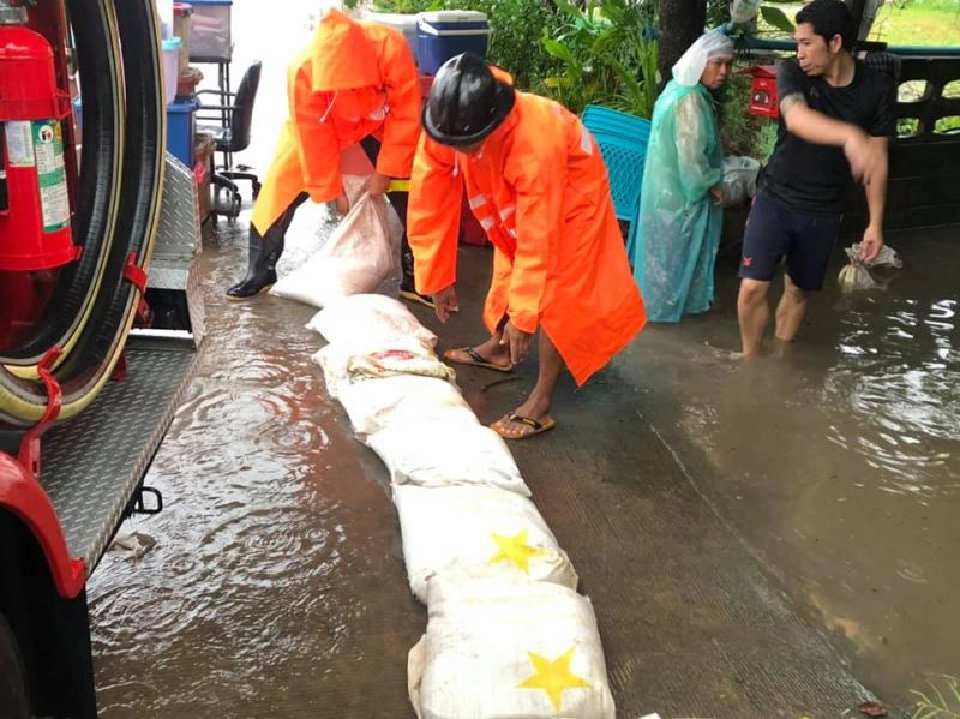 “โพดุล” อ่อนกำลังสู่ระดับ 2 ขณะเข้าสู่ ‘สกลนคร’