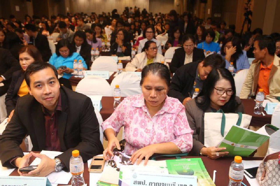 สพฐ.จัดทัพดึงเด็กยากจน กลับเข้าระบบการศึกษา