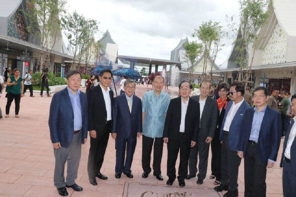 "เซ็นทรัล วิลเลจ"เปิดแล้ว มั่นใจวันแรกนักช้อปทะลุ 2 หมื่นคน