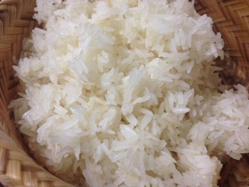 พาณิชย์เคาะข้าวเหนียวช่วยคนจนถุงละ70บาท