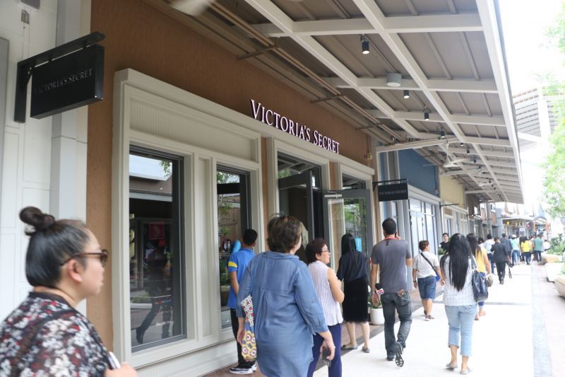 ลด70%คนแห่ช้อปปิ้ง“เซ็นทรัล วิลเลจ”วันแรก