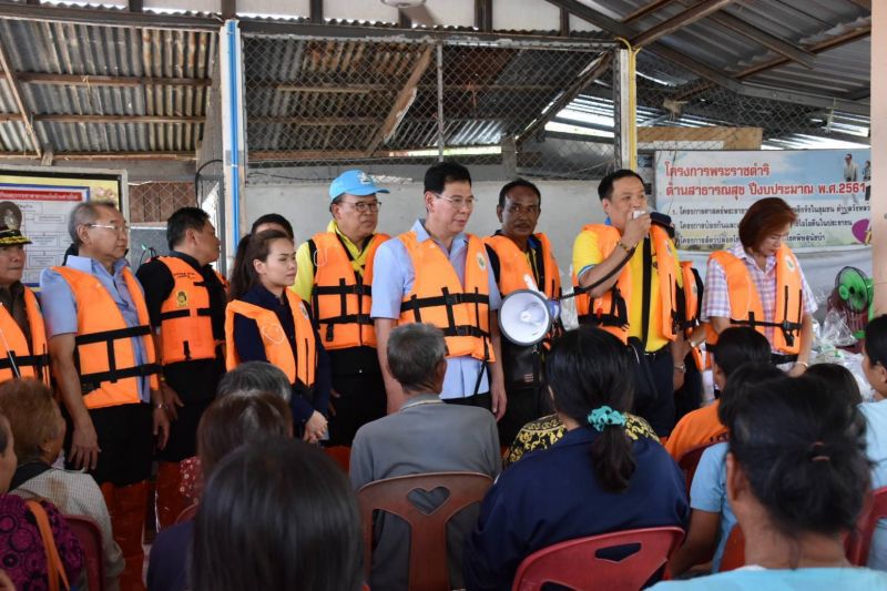 "อนุทิน" ขับเจ็ตส่วนตัว ลุยกู้วิกฤติน้ำท่วมร้อยเอ็ด