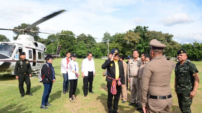 “ธรรมนัส - มาดามเดียร์” ลุยตรวจน้ำท่วม อ.บ้านไผ่ “ธรรมนัส - มาดามเดียร์” ลุยตรวจน้ำท่วม อ.บ้านไผ่