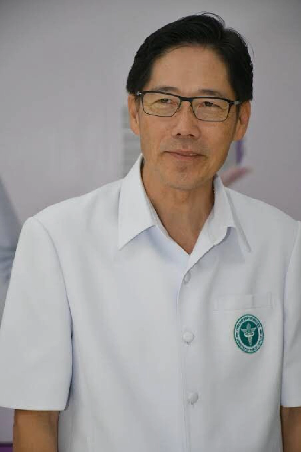 ธเรศ กรัษนัยรวิวงค์