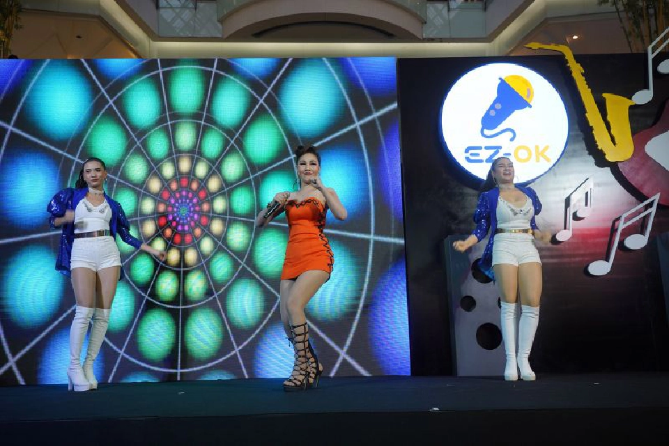 'เอเจ' เปิดตัวแอพ EZ-OK เจาะตลาดคนชอบร้องชอบแชร์