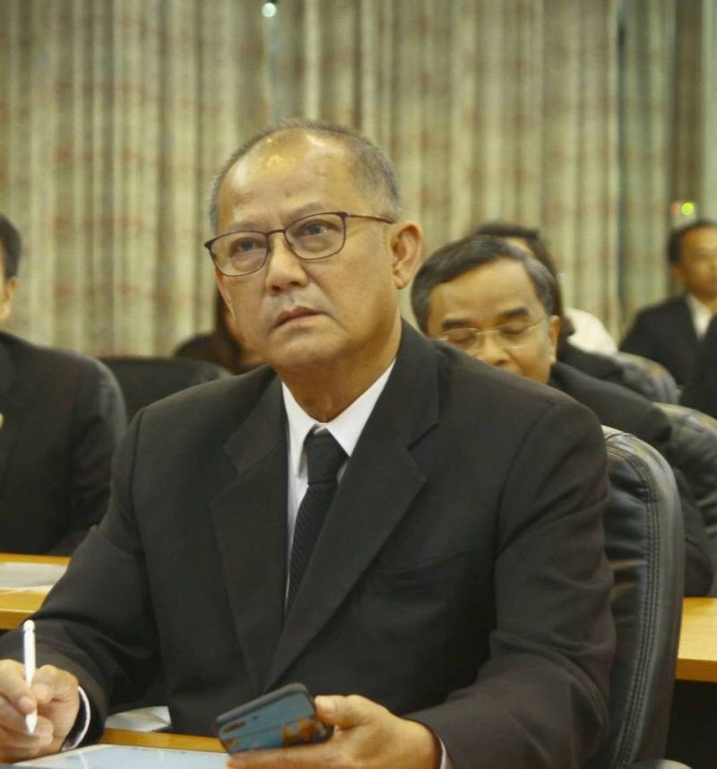 สมบรูณ์ อุทัยเวียนกุล