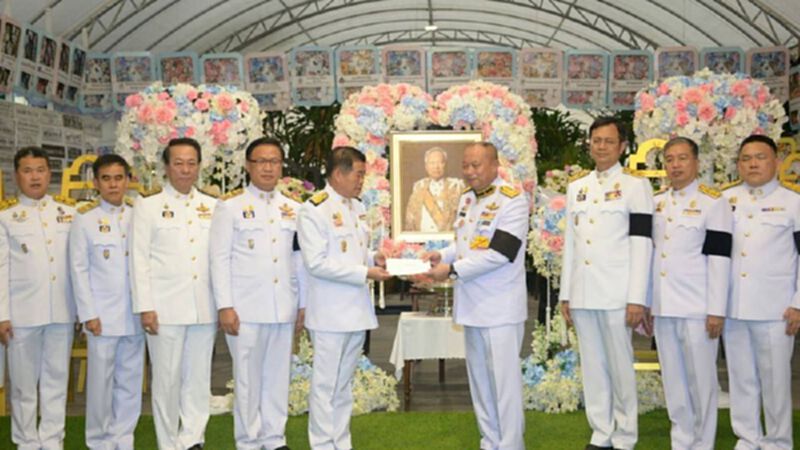 "มท.-กทม.-กรมสรรพสามิต" ร่วมเป็นเจ้าภาพในพระพิธีธรรม สวดพระอภิธรรมศพ พลเอกเปรม ติณสูลานนท์ "มท.-กทม.-กรมสรรพสามิต" ร่วมเป็นเจ้าภาพในพระพิธีธรรม สวดพระอภิธรรมศพ พลเอกเปรม ติณสูลานนท์
