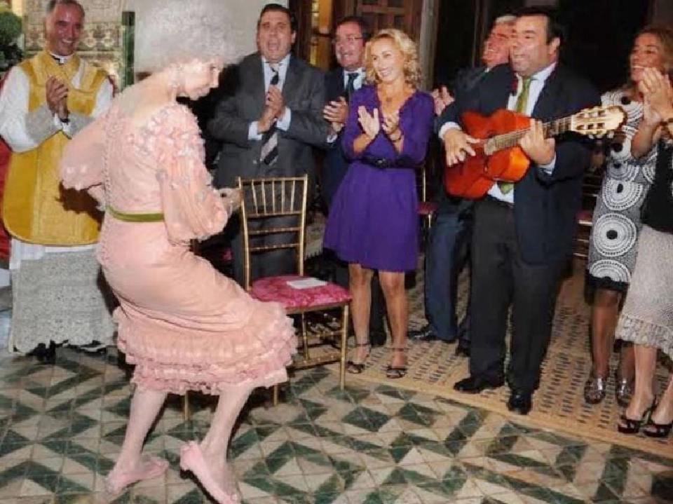 LADY IN HER OWN RIGHT(s) The Flamboyance, Duchess of Alba 