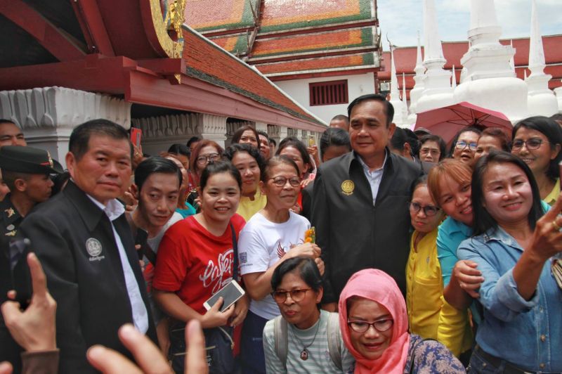 สั่งระดมเครื่องสูบน้ำ ระบายน้ำลงแม่โขง