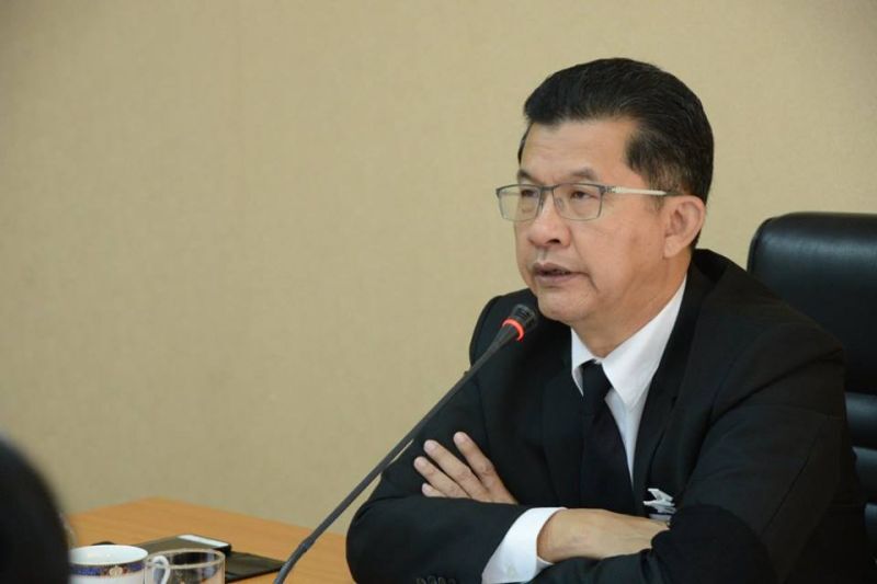 ธีรภัทร ประยูรสิทธิ์ 